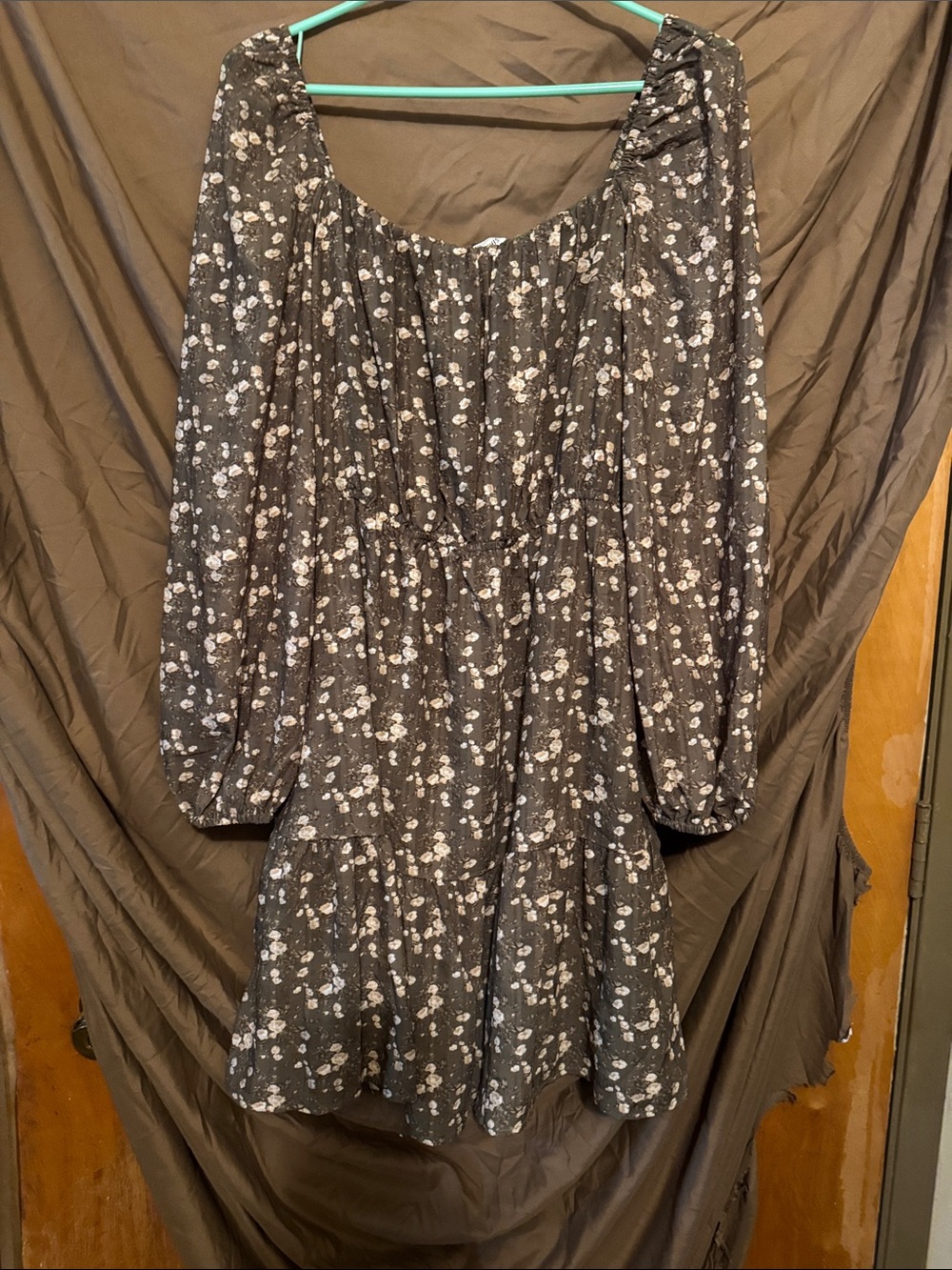Floral Long Sleeve Smock Dress - Gray